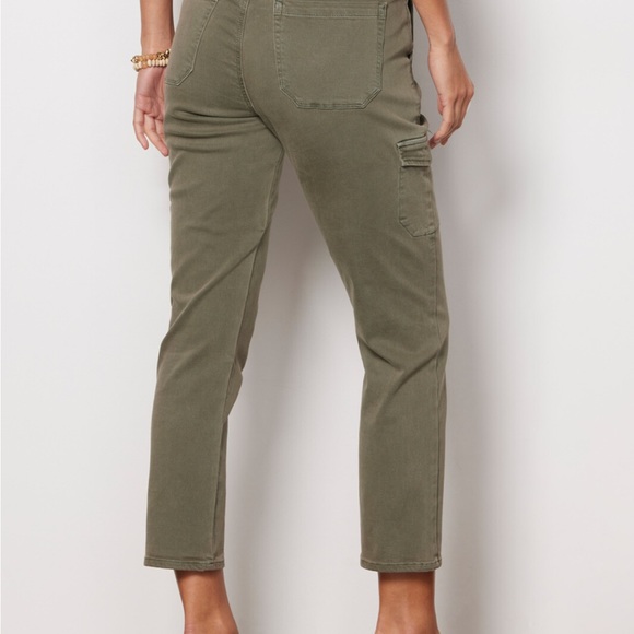 Paige Jolie Weekender: S: 29, C: vintage green ivy, NWT, bought from Evereve - Picture 2 of 8